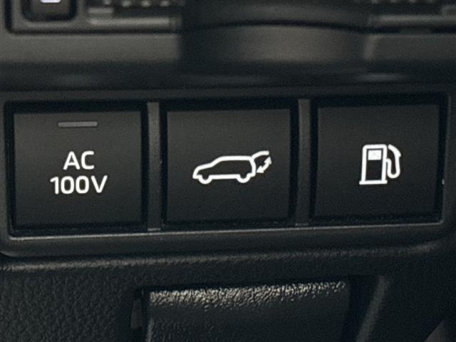 Toyota PRIUS 2023 8060068-12