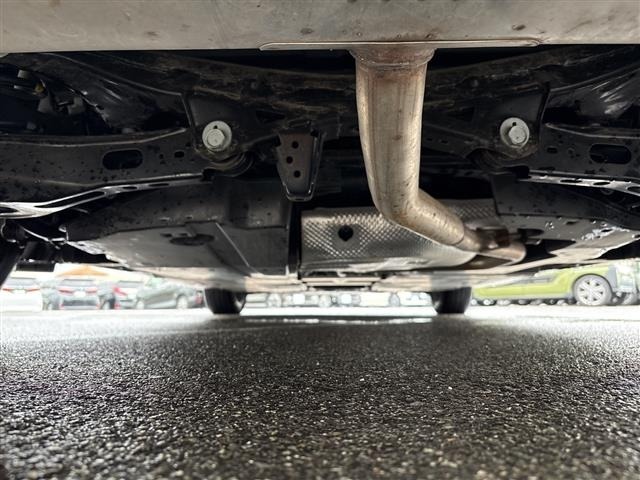 Toyota PRIUS 2023 8060068-13