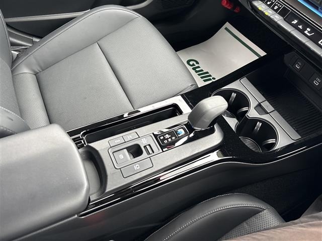 Toyota PRIUS 2023 8060068-3