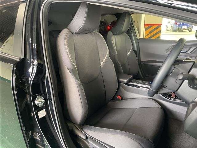 Toyota PRIUS 2023 8060076-10