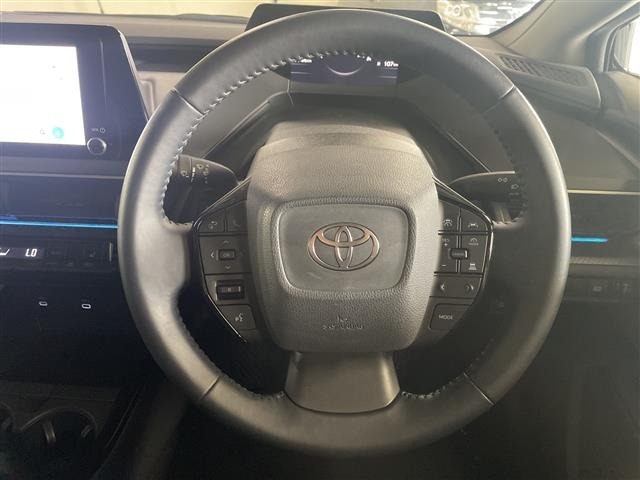 Toyota PRIUS 2023 8060076-14