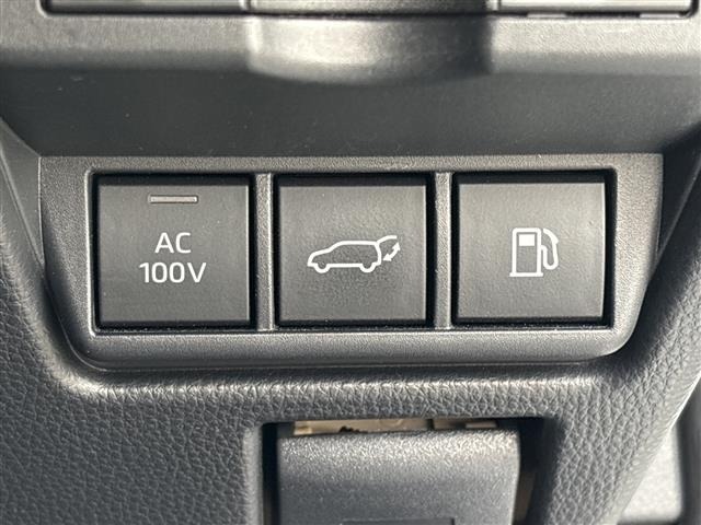 Toyota PRIUS 2023 8060077-11