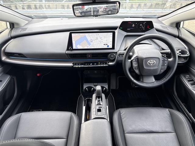 Toyota PRIUS 2023 8060077-15