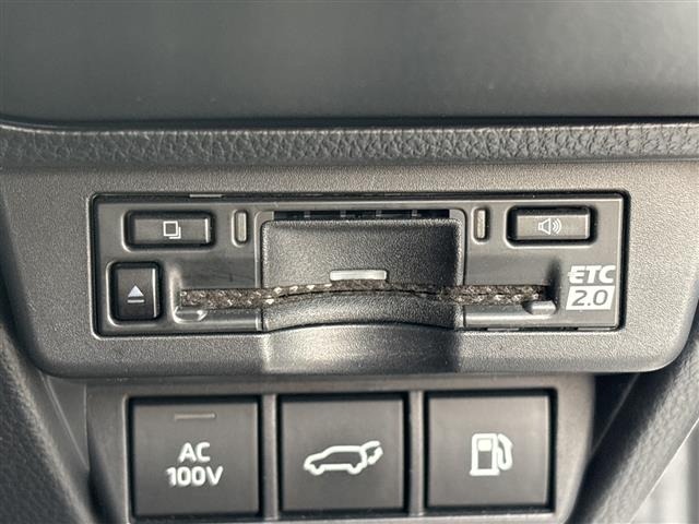 Toyota PRIUS 2023 8060077-21