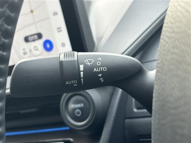 Toyota PRIUS 2023 8060077-8