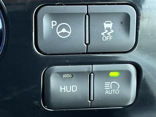 Toyota PRIUS 2017 8060081-18
