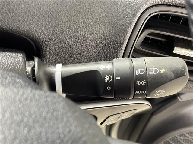 Toyota PRIUS 2017 8060081-22