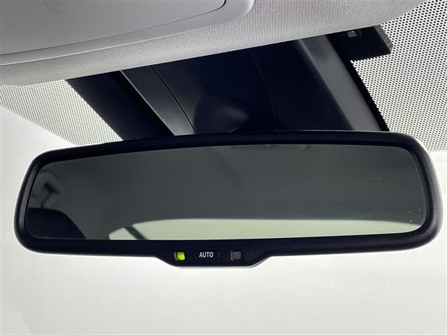Toyota PRIUS 2017 8060081-6