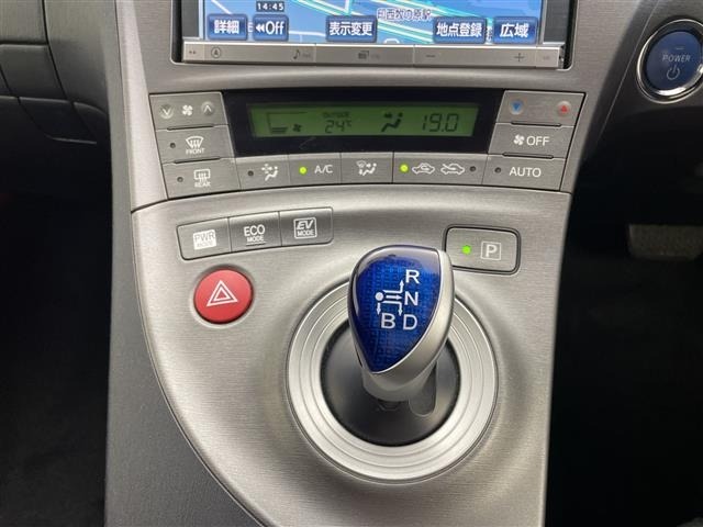 Toyota PRIUS 2012 8060088-3