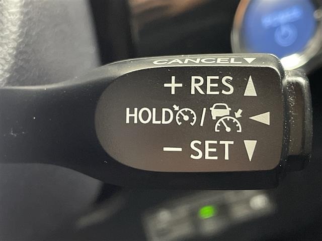 Toyota PRIUS 2016 8060097-3