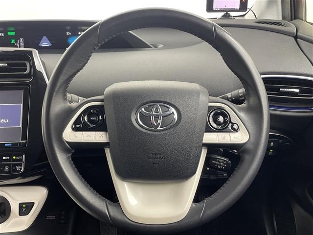 Toyota PRIUS 2016 8060097-8