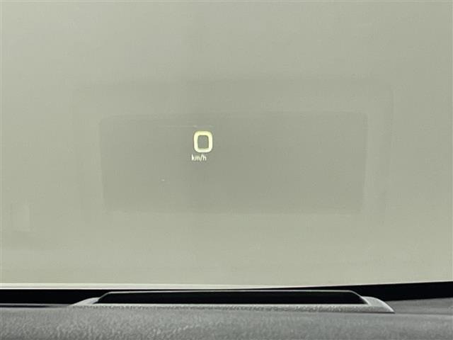 Toyota PRIUS 2017 8060102-18