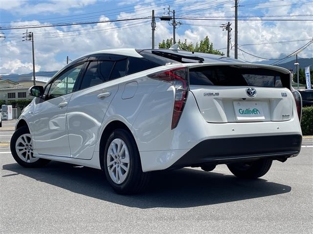 Toyota PRIUS 2018 8060110-13