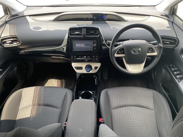 Toyota PRIUS 2018 8060110-14