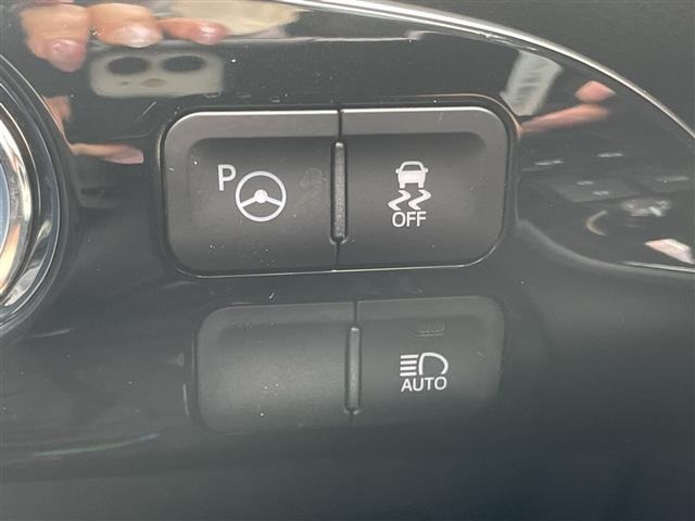 Toyota PRIUS 2018 8060110-3