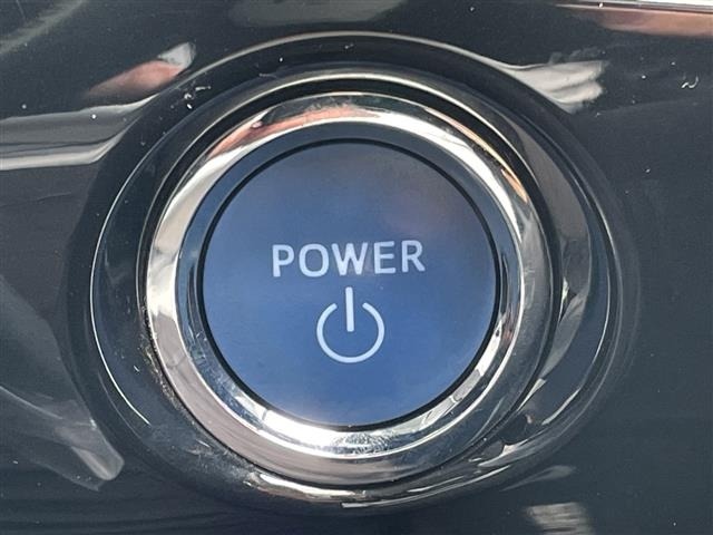Toyota PRIUS 2018 8060110-7