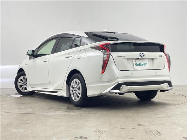 Toyota PRIUS 2017 8060114-13