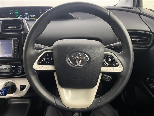 Toyota PRIUS 2017 8060114-21
