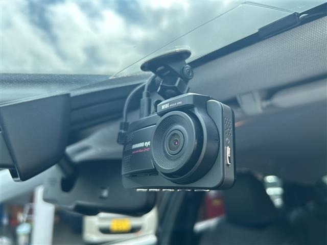 Toyota PRIUS 2017 8060115-15