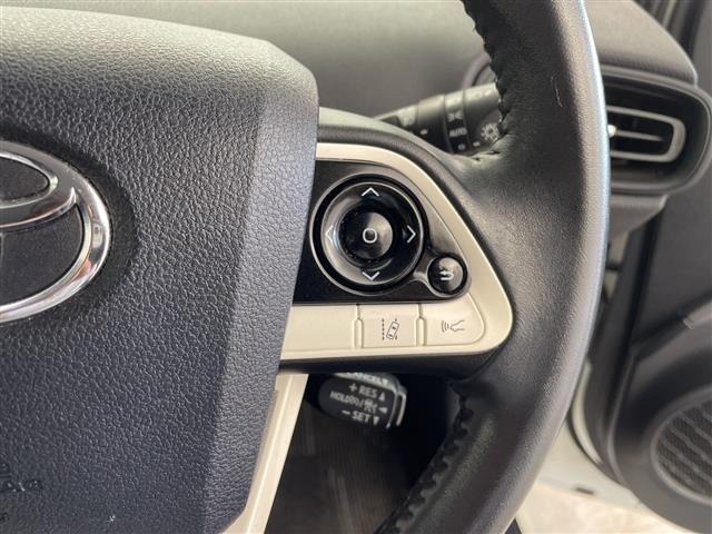 Toyota PRIUS 2017 8060120-21