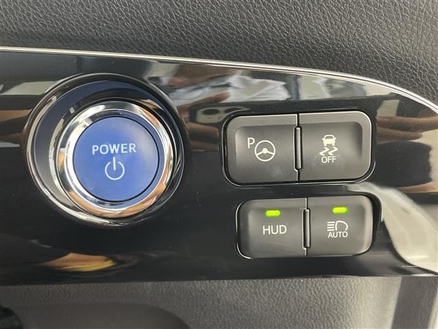 Toyota PRIUS 2017 8060120-5