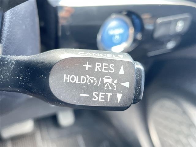Toyota PRIUS 2021 8060123-10