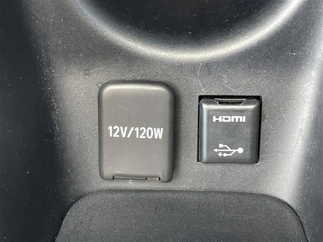 Toyota PRIUS 2021 8060123-4