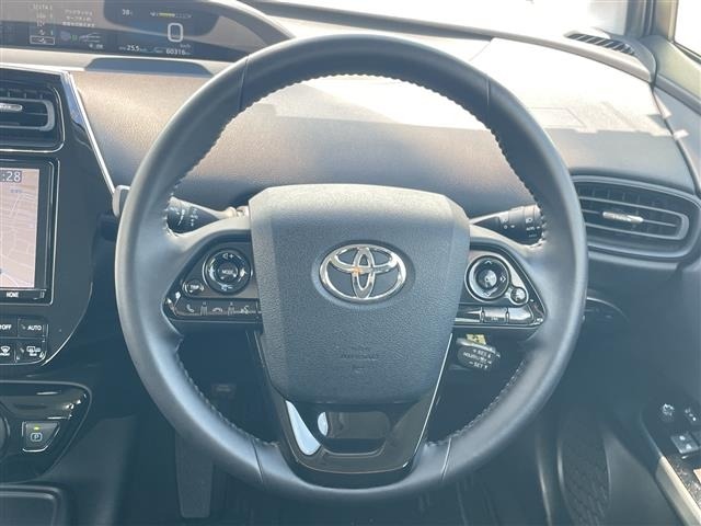 Toyota PRIUS 2021 8060123-7