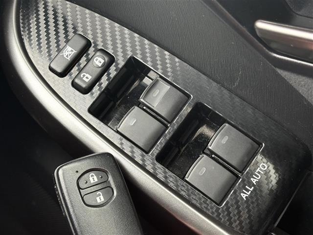 Toyota PRIUS 2014 8060144-4