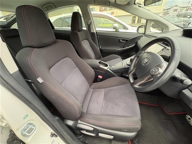 Toyota PRIUS 2014 8060144-6