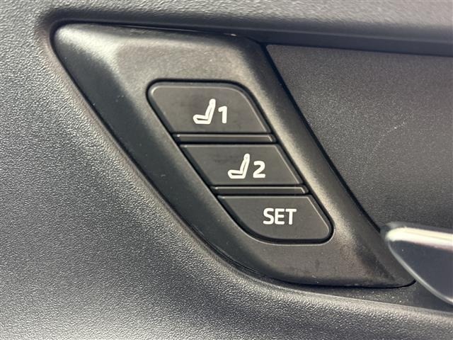 Toyota PRIUS 2024 8060156-2