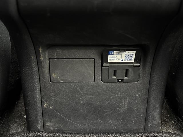 Toyota PRIUS 2024 8060156-20