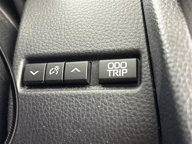 Toyota PRIUS 2024 8060156-4