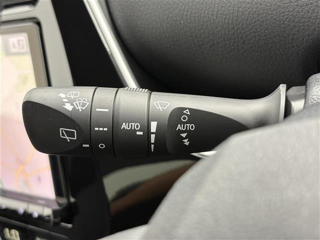 Toyota PRIUS 2016 8060157-19