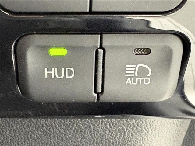 Toyota PRIUS 2016 8060157-7