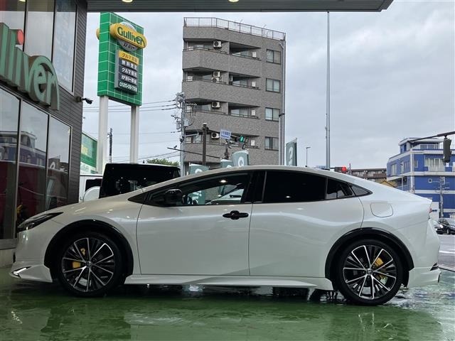Toyota PRIUS 2024 8060158-11