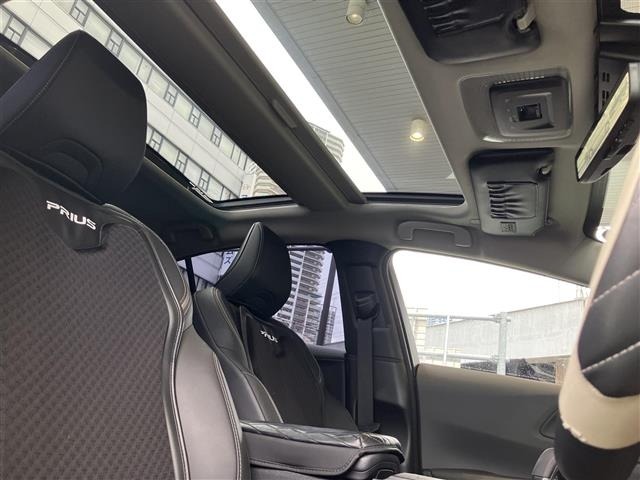 Toyota PRIUS 2024 8060158-15