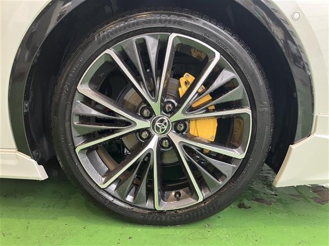 Toyota PRIUS 2024 8060158-16