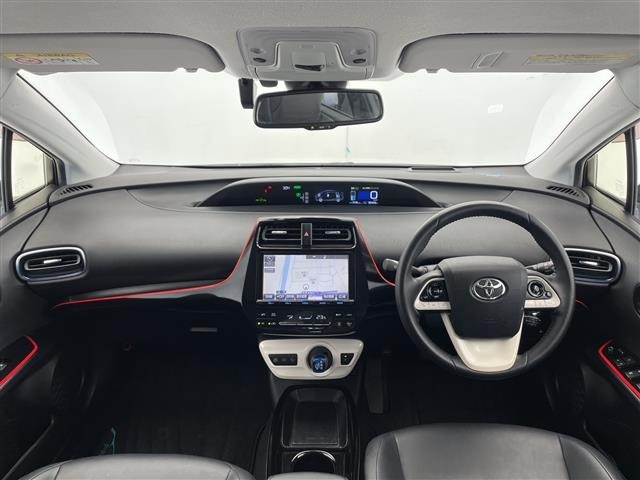 Toyota PRIUS 2017 8060160-15