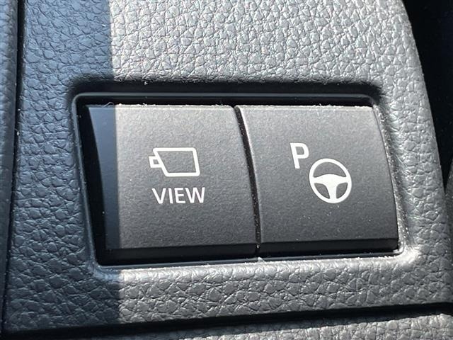 Toyota PRIUS 2023 8060161-11