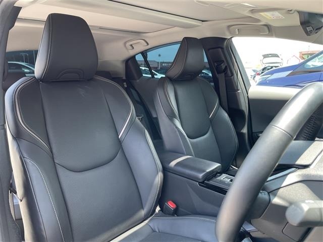Toyota PRIUS 2023 8060161-4