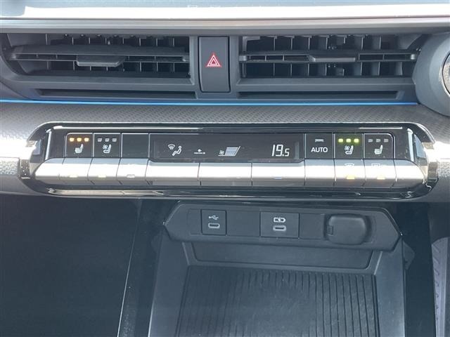 Toyota PRIUS 2023 8060161-5
