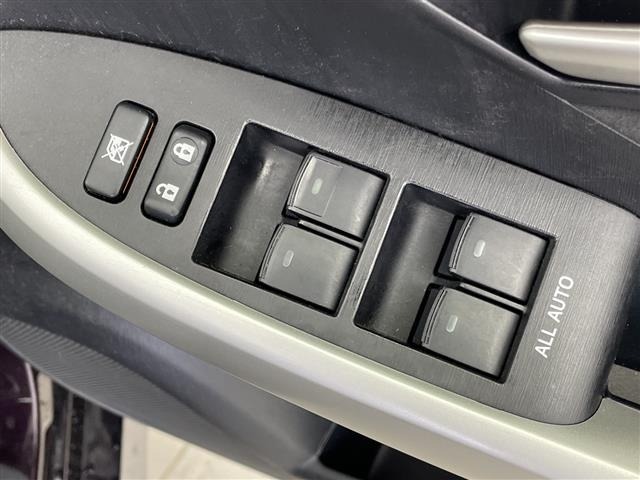 Toyota PRIUS 2013 8060174-22