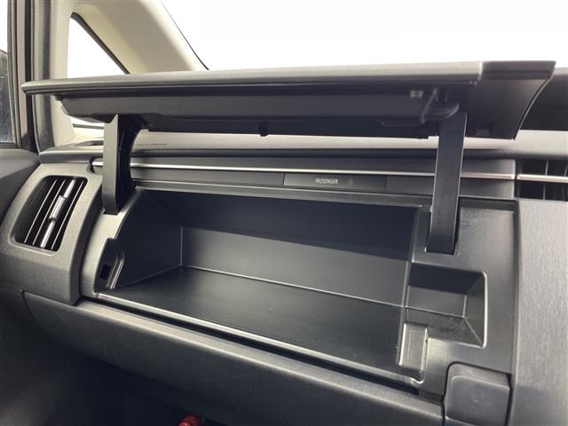 Toyota PRIUS 2013 8060174-7