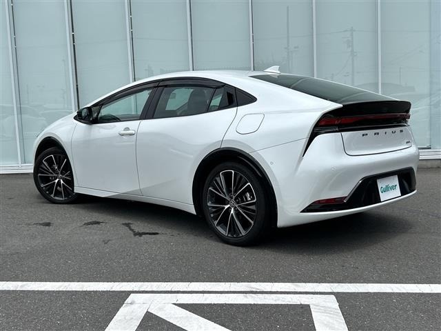 Toyota PRIUS 2023 8060175-13