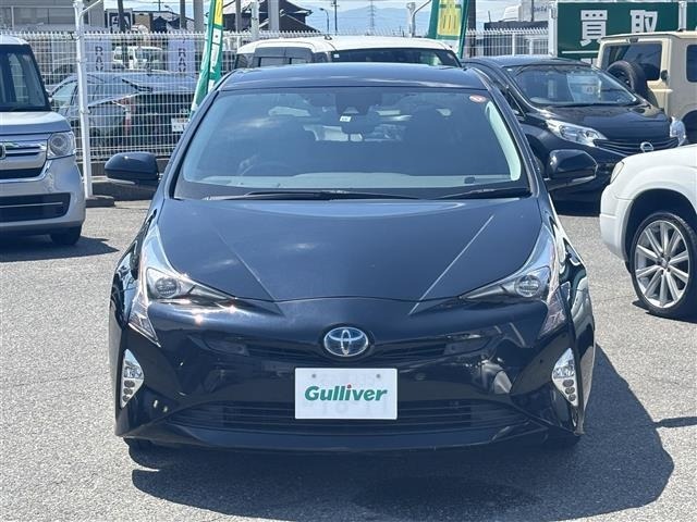 Toyota PRIUS 2017 8060182-1