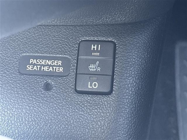 Toyota PRIUS 2017 8060182-18