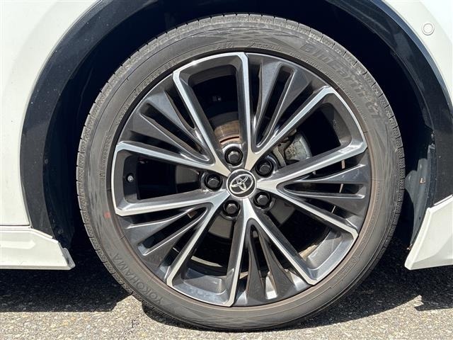 Toyota PRIUS 2024 8060190-12