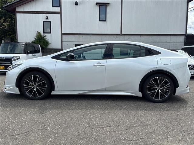 Toyota PRIUS 2024 8060190-19