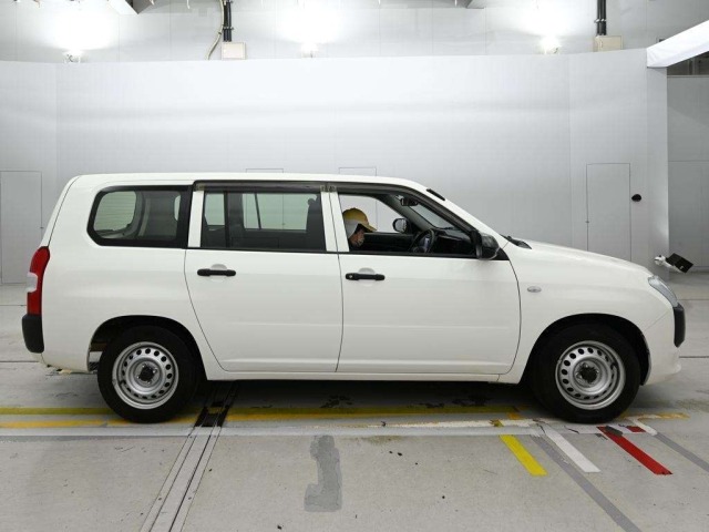 Toyota PROBOX VAN 2021 8061756-3